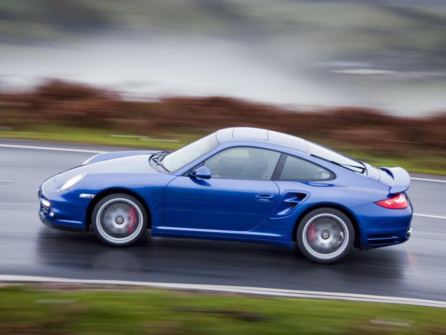  Porsche 911 Turbo Coupe 2009 года  (UK) (фото 8 из 14)